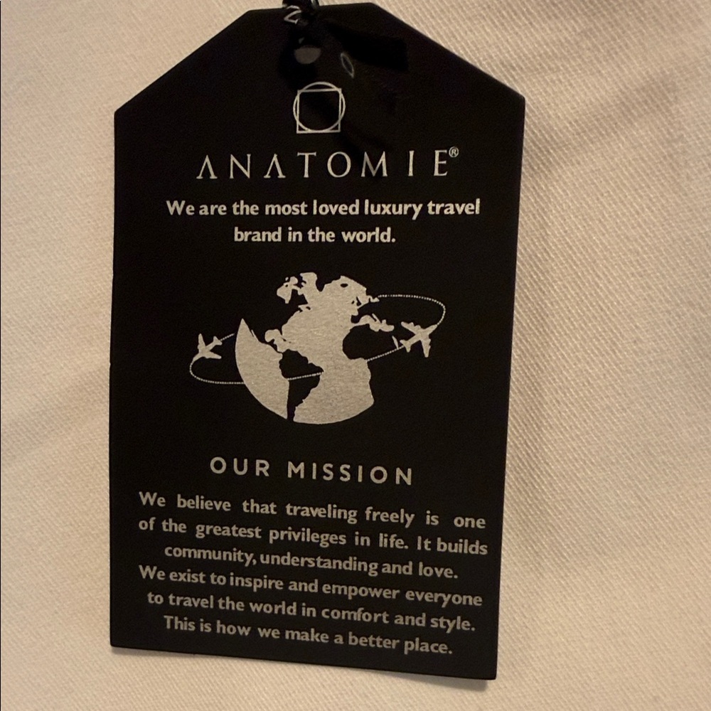 Anatomie Classic White Flare Jeans - Picture 6 of 8